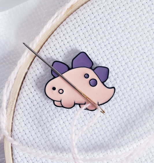 Baby Dino Dinosaur Enamel Magnetic Needle Minder
