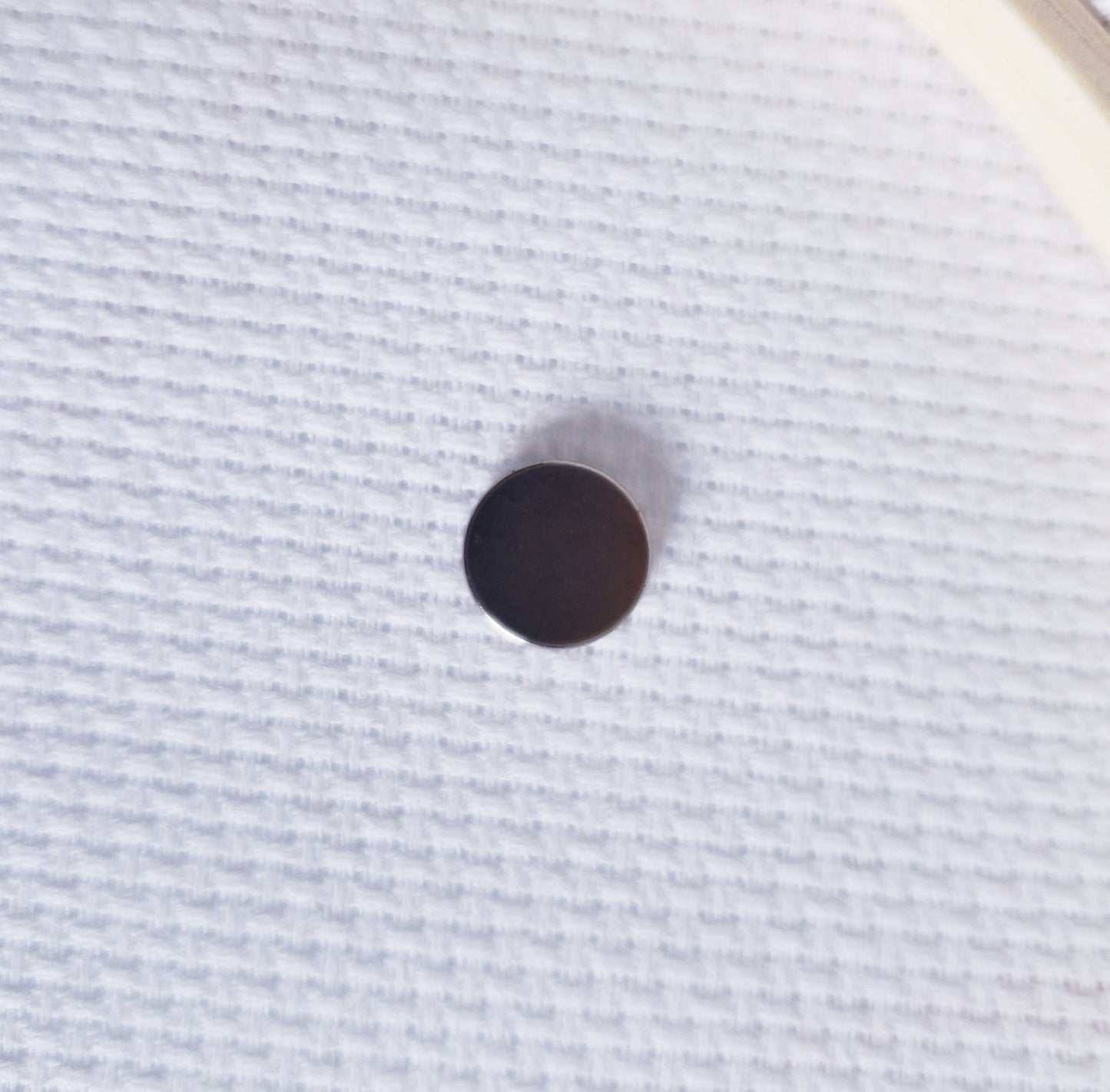 Baby Dino Dinosaur Enamel Magnetic Needle Minder