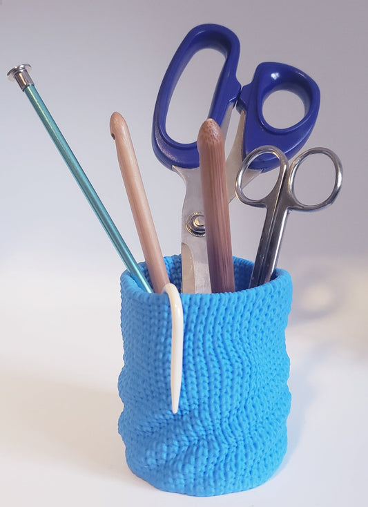 Knitted Slouch Pot Organizer