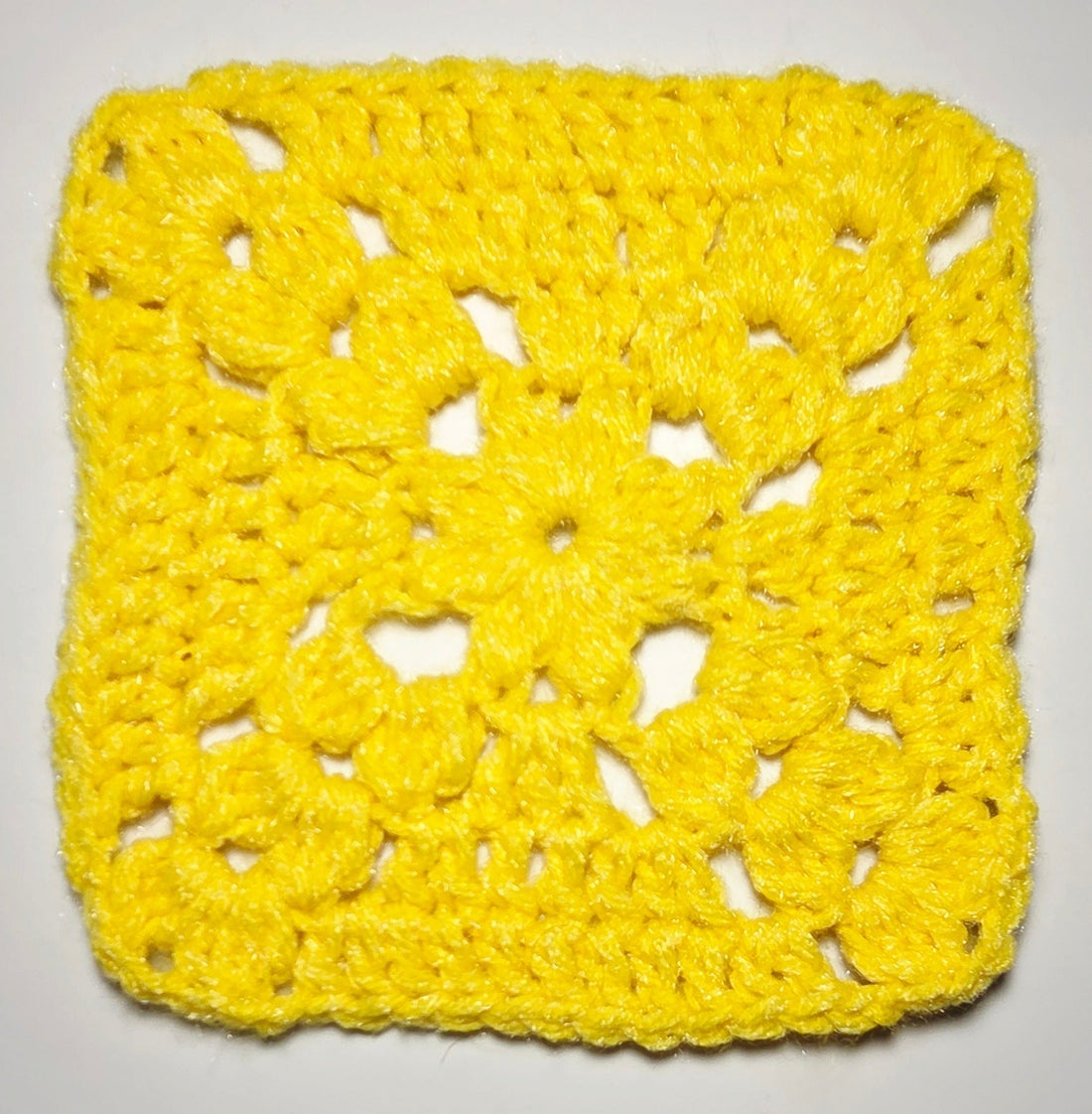 Day #1 - Down Granny Square Laine - Cluster Cross Square