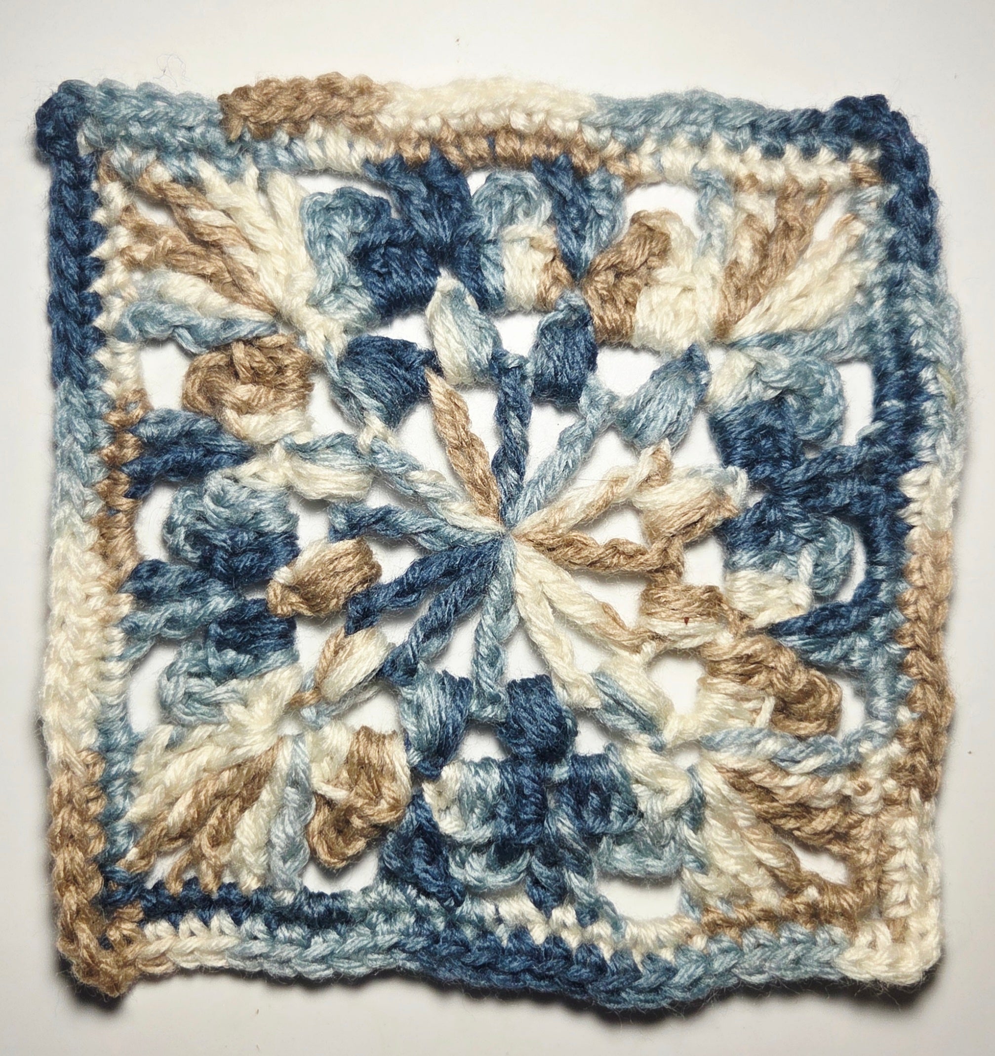 Day #2 - Down Granny Square Laine - Nautical Wheel Square