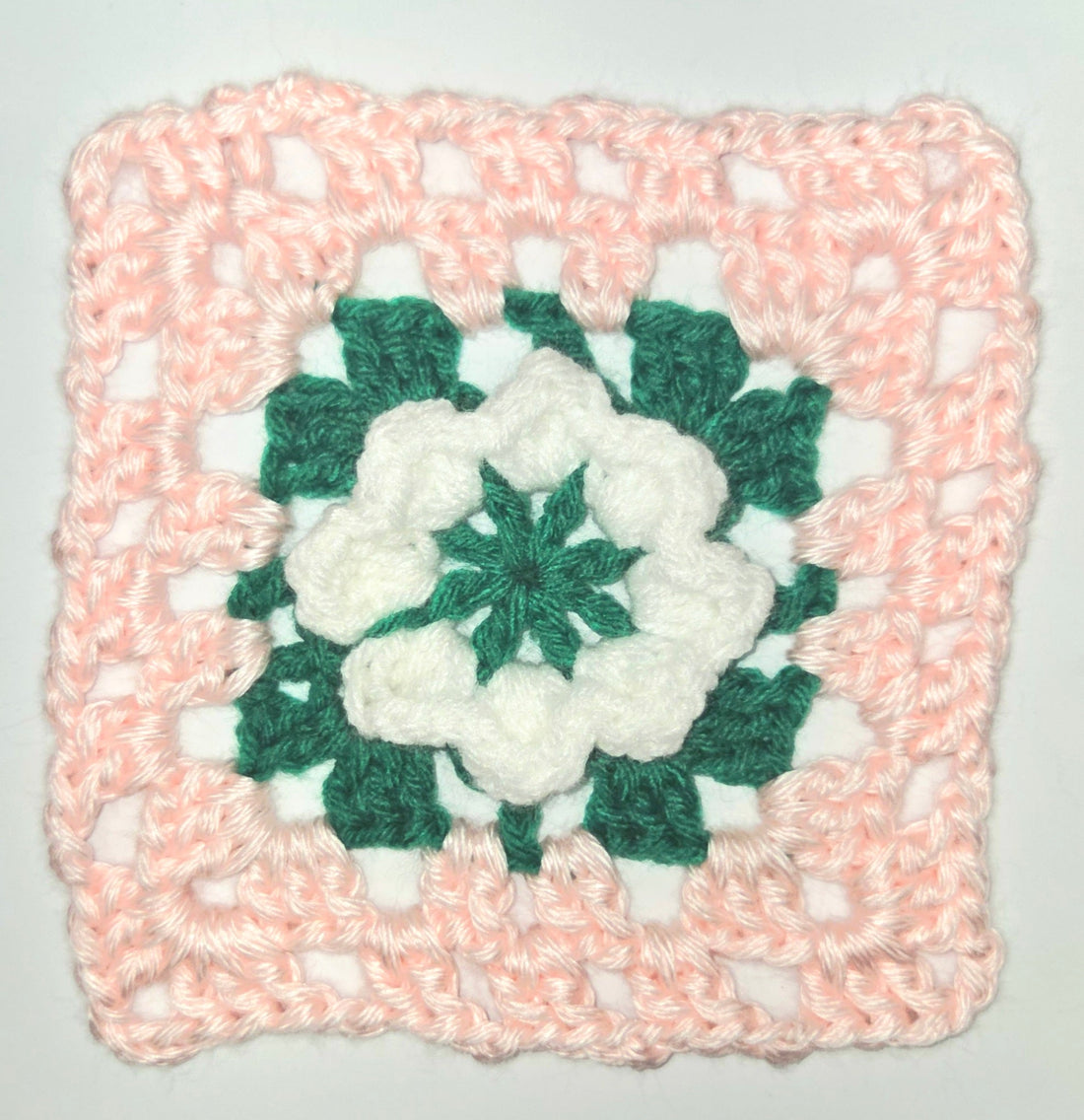Day #13 - Down Granny Square Laine - Flower Garden Square 11