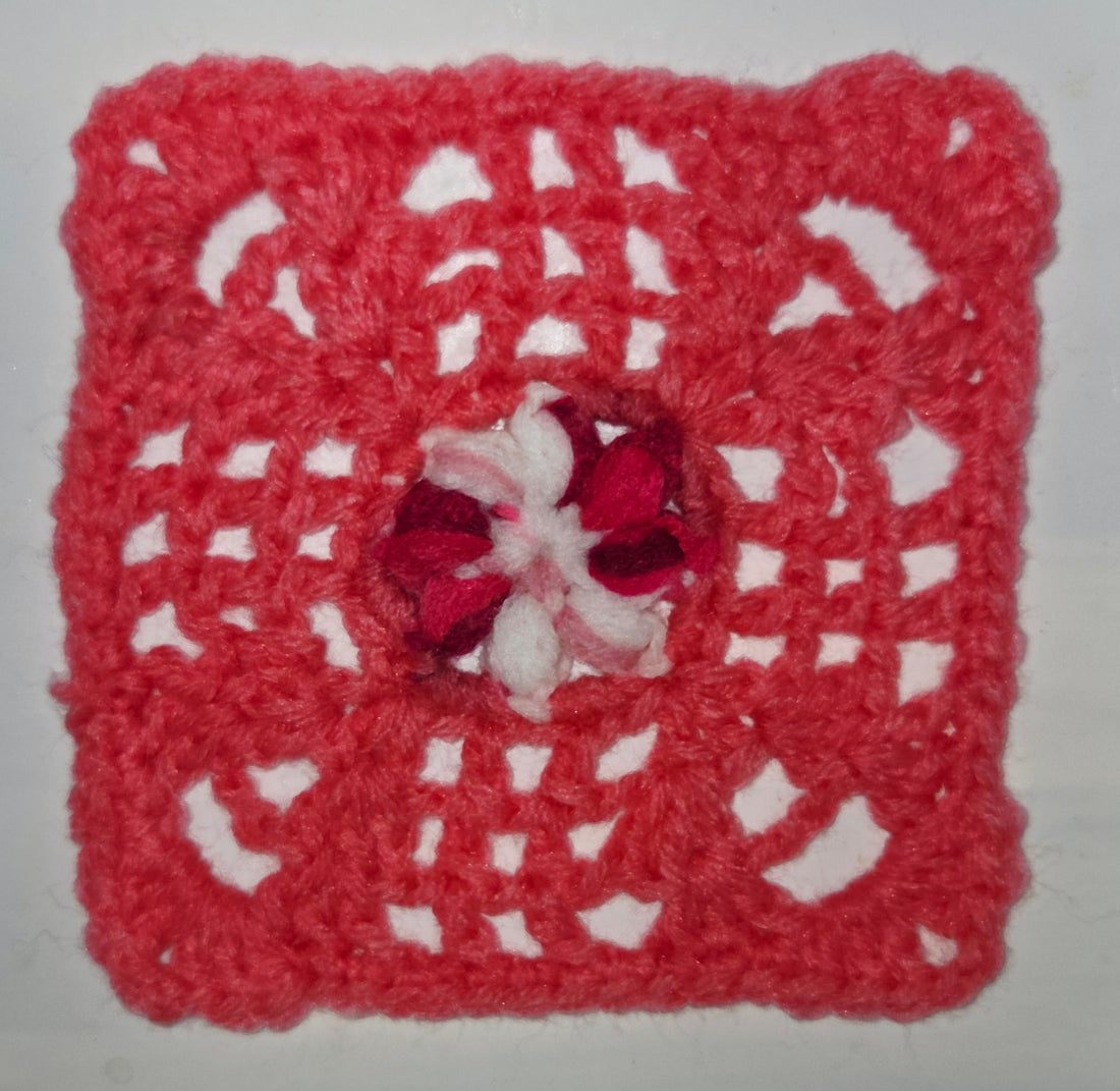 Day 27 - Down Granny Square Laine - Forget Me Not Square
