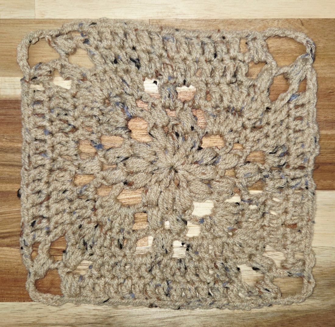 Day 33 - Down Granny Square Laine - Sophia's Star