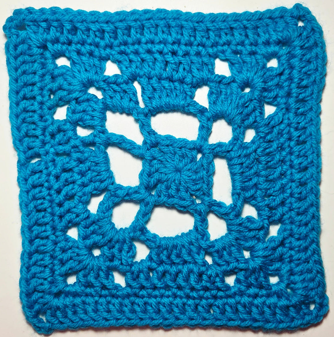 Day #6 - Down Granny Square Laine - Marianne Square
