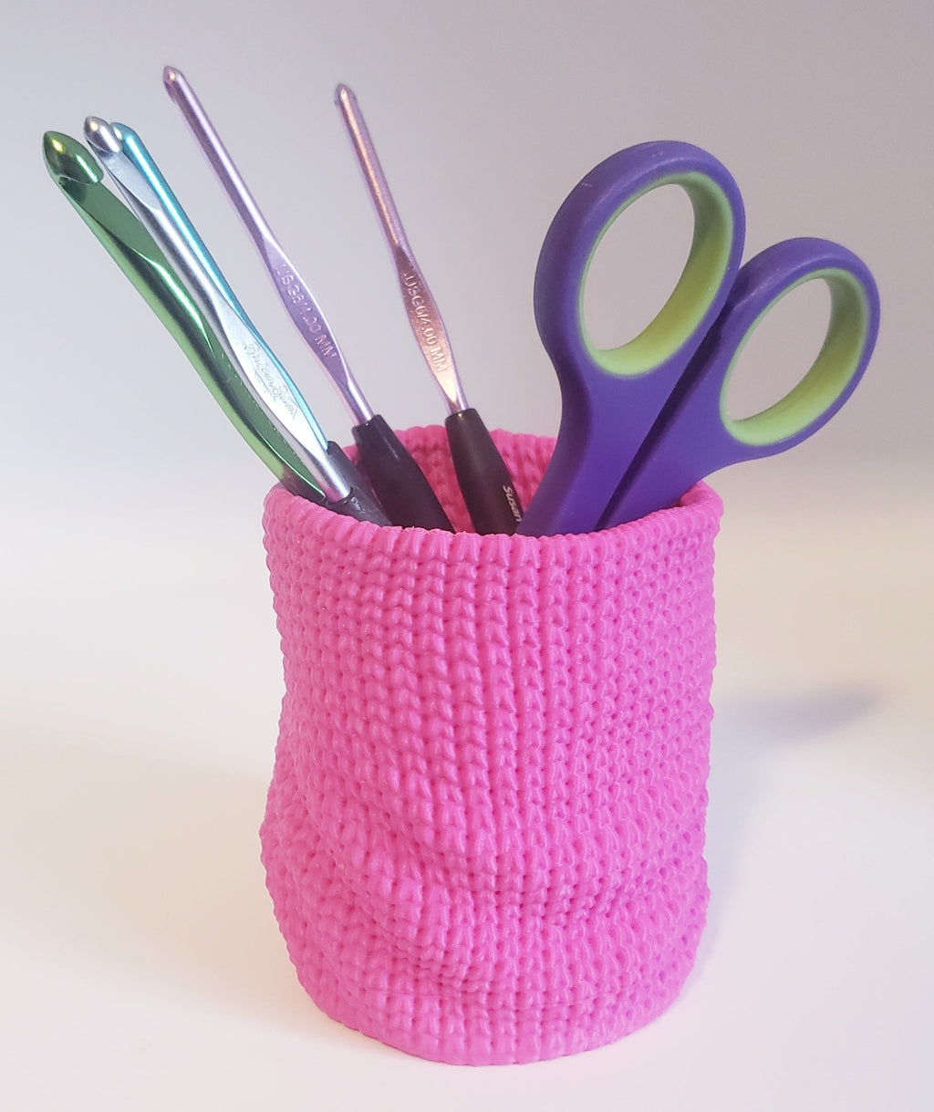 Knitted Slouch Pot Organizer