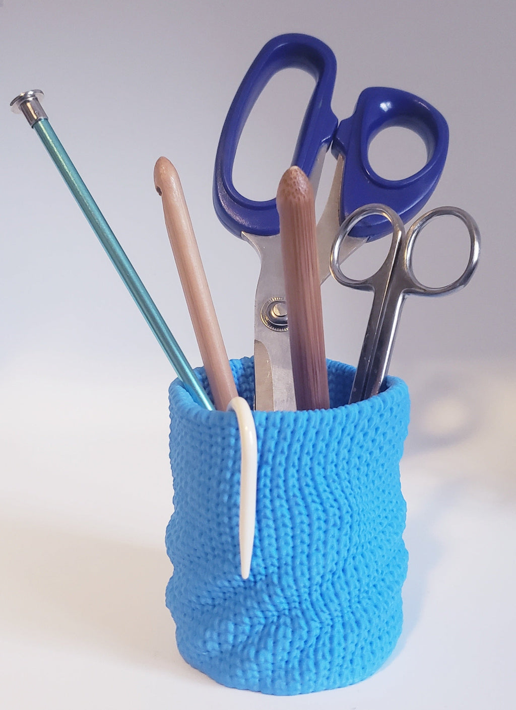 Knitted Slouch Pot Organizer