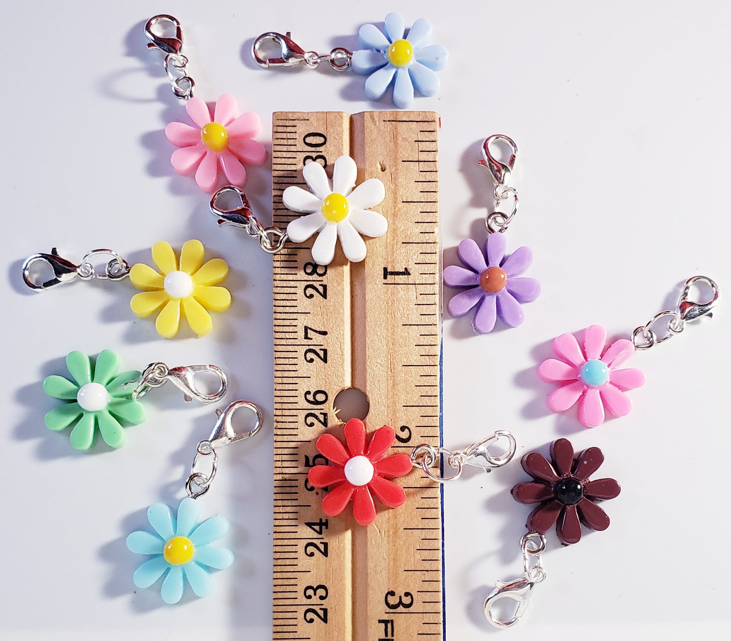 Daisy Resin Stitch Markers