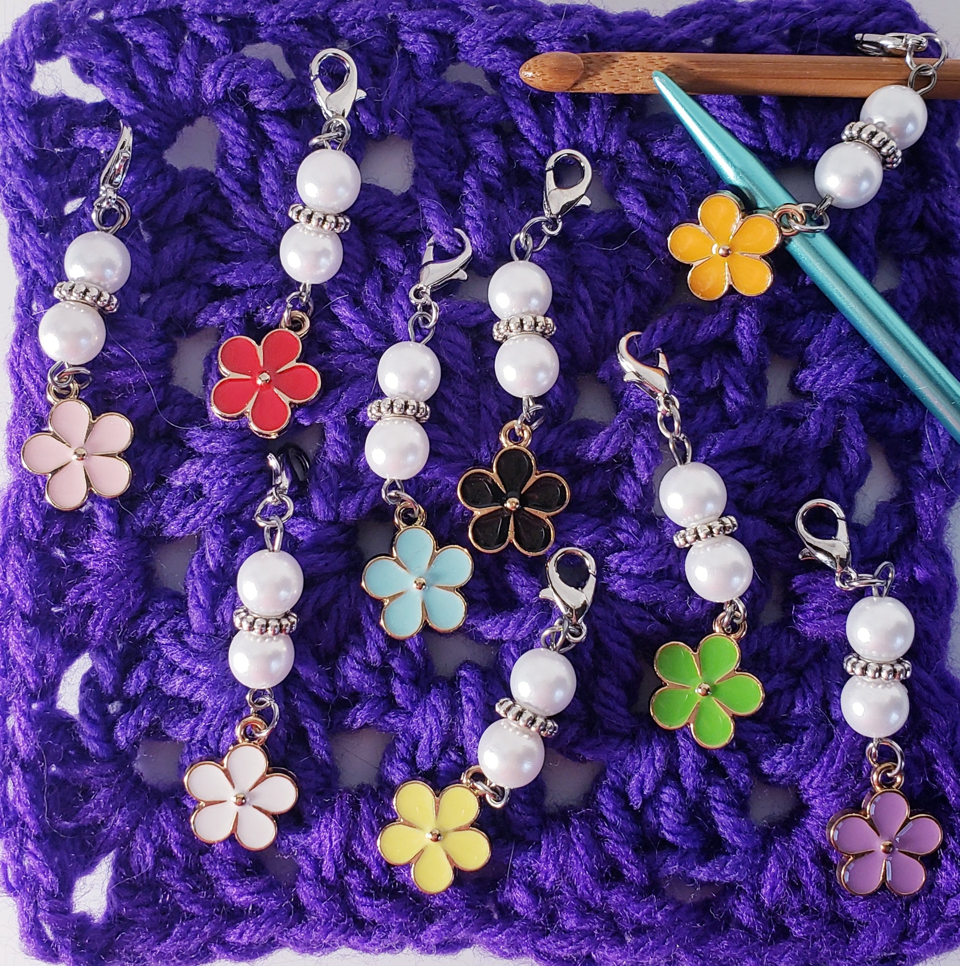 Daisy Pearl Stitch Markers