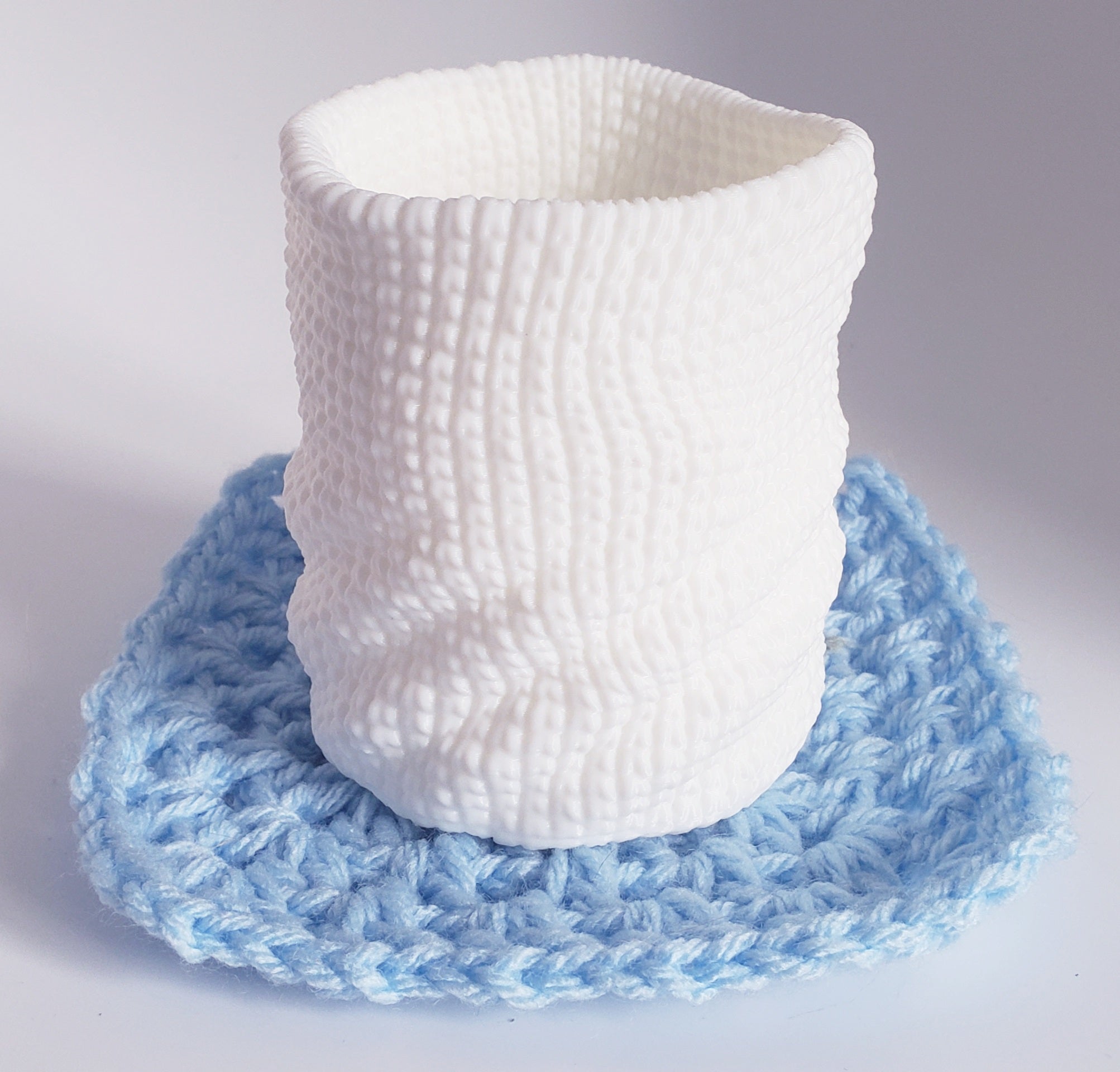 Knitted Slouch Pot Organizer
