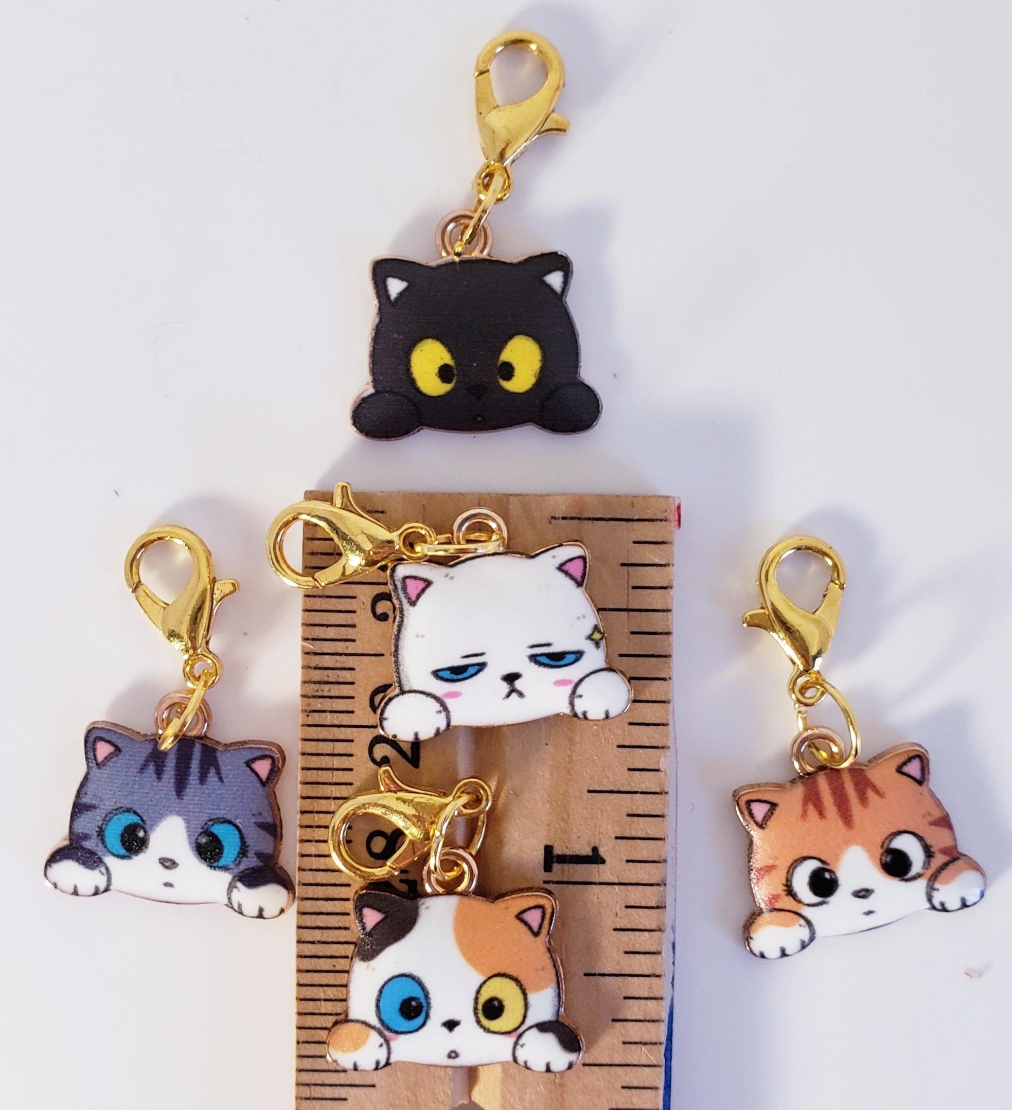 Cat Peek A Boo Stitch Markers