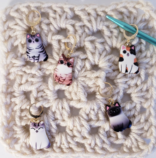 Cat Sitting Pretty Stitch Markers