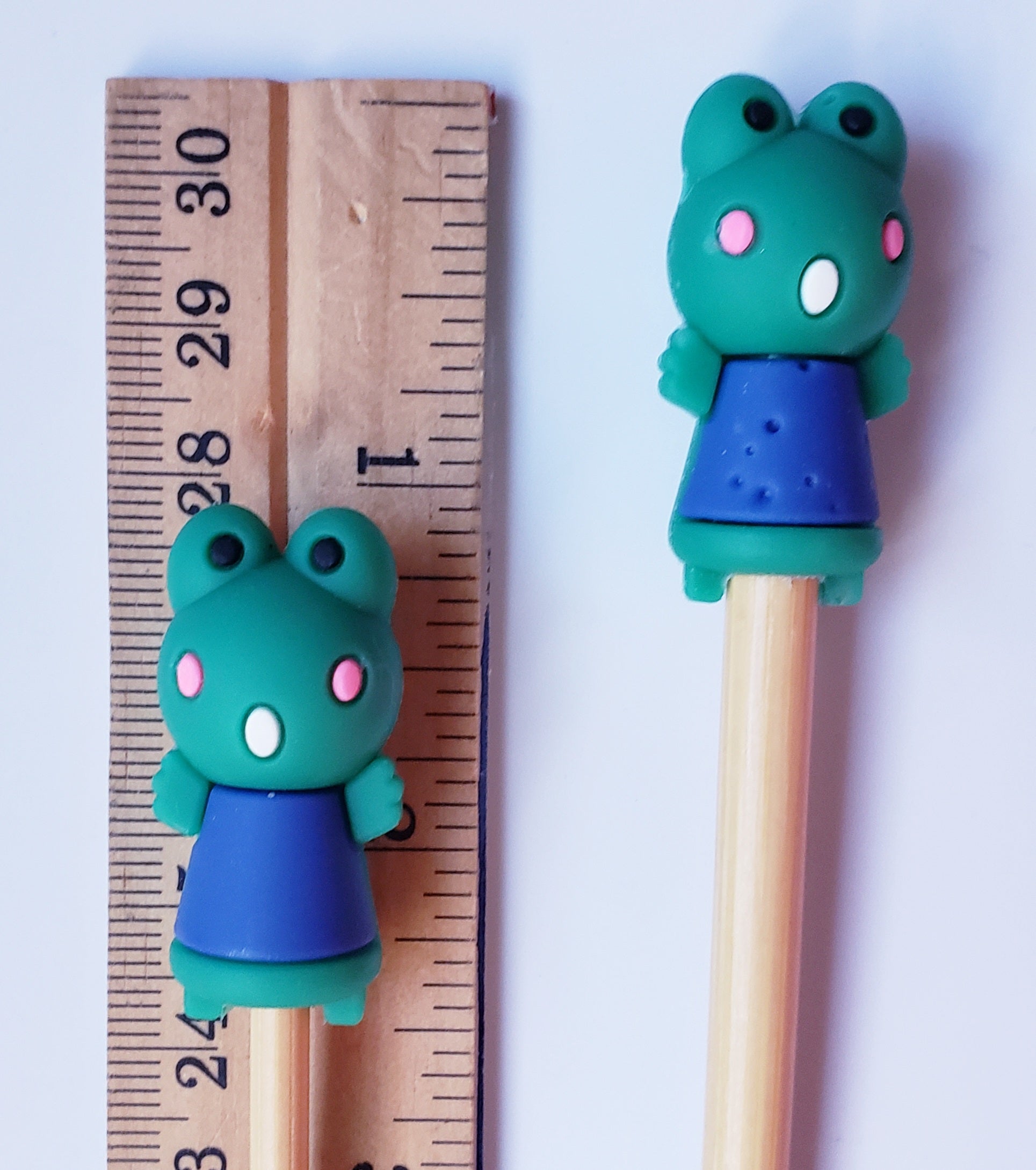Frog Knitting Needle Point Protectors