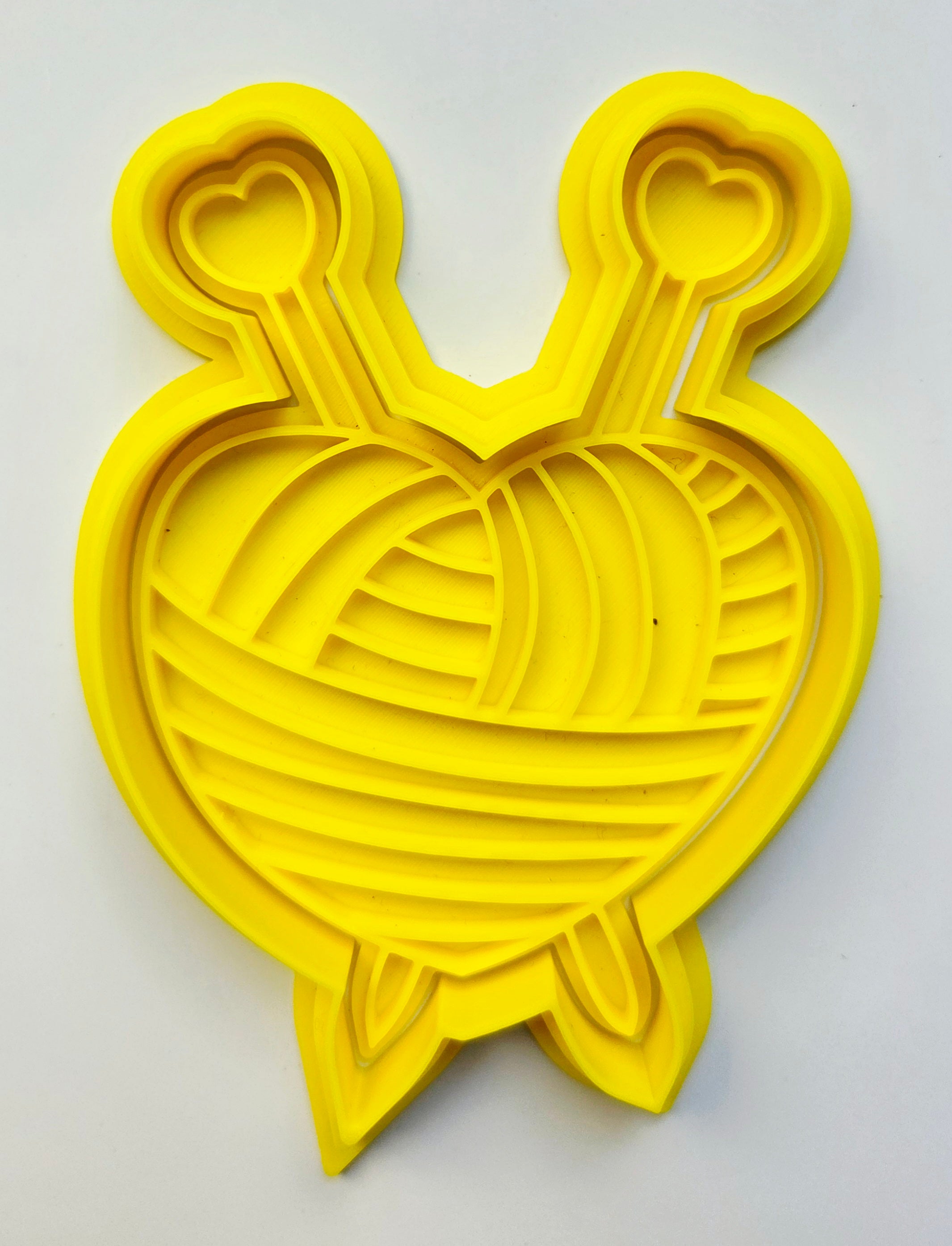 Knitting Needle Heart Yarn Cookie Cutter & Stamp Set