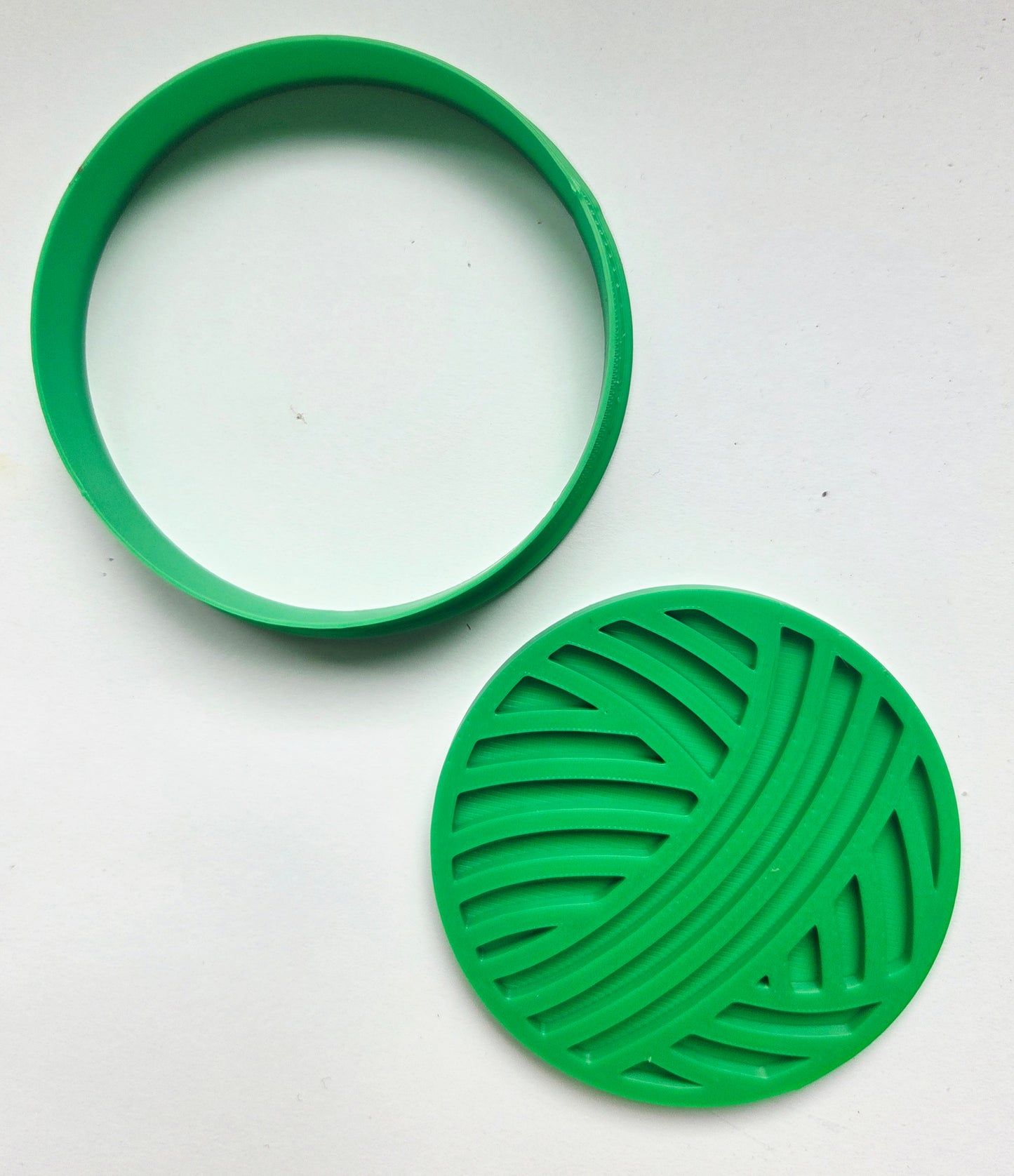 Yarn Ball Cookie Cutter & Stamp Set - Dough Biscuit Cutters 3D Printed