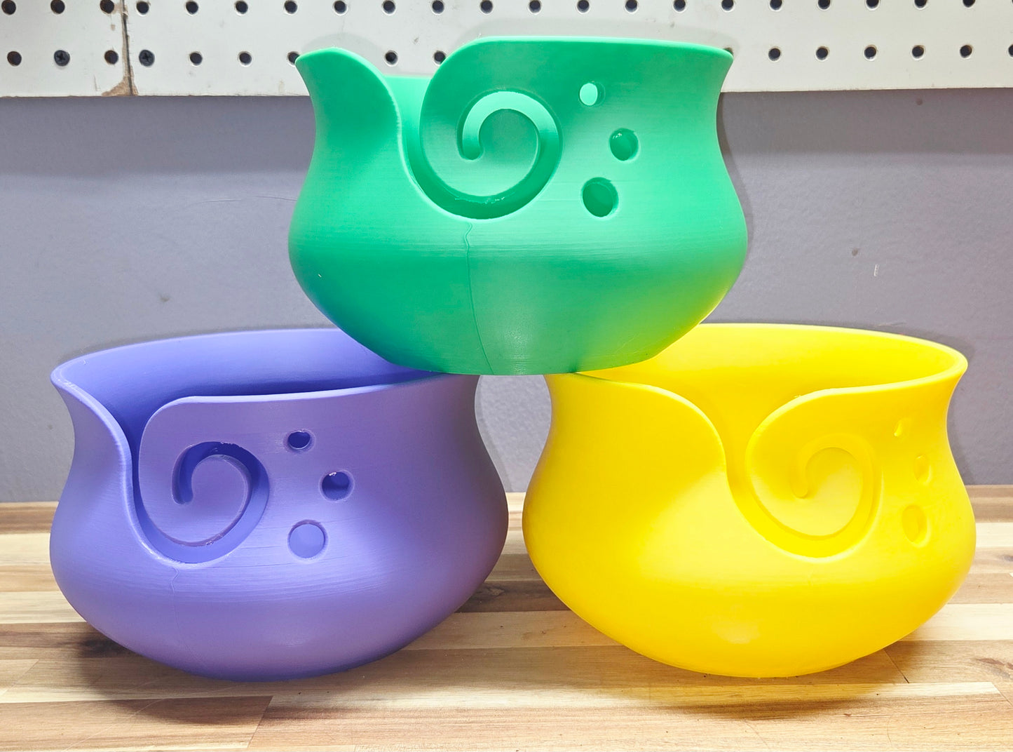 Curvy Yarn Bowl - 3D Printed - Crochet Knit Knitting – Yarn Art Accessory