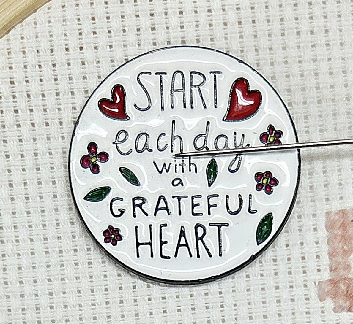 Start Each Day With A Grateful Heart Enamel Magnetic Needle Minder / Needle Keeper