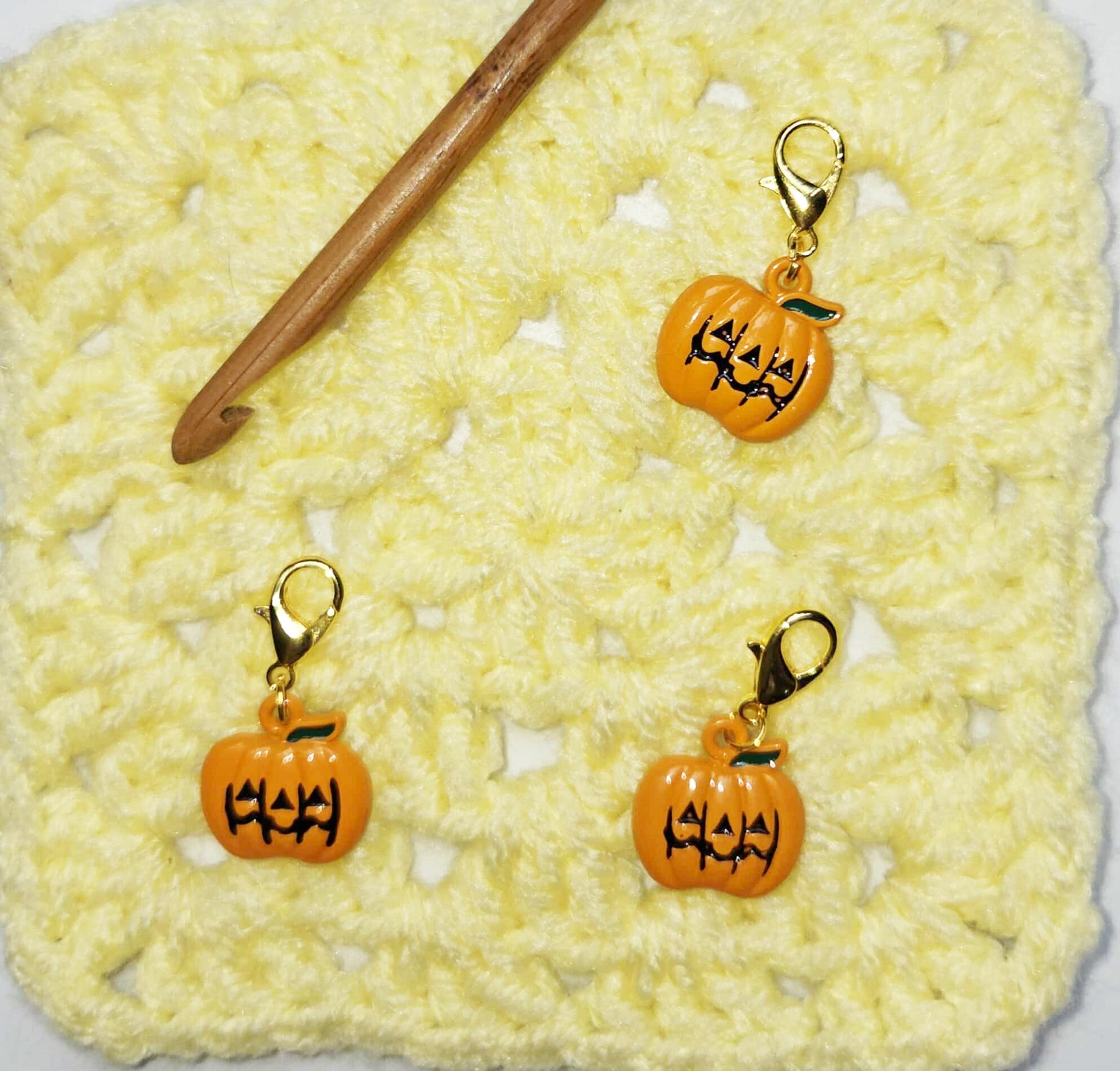 Halloween Pumpkins Stitch Markers